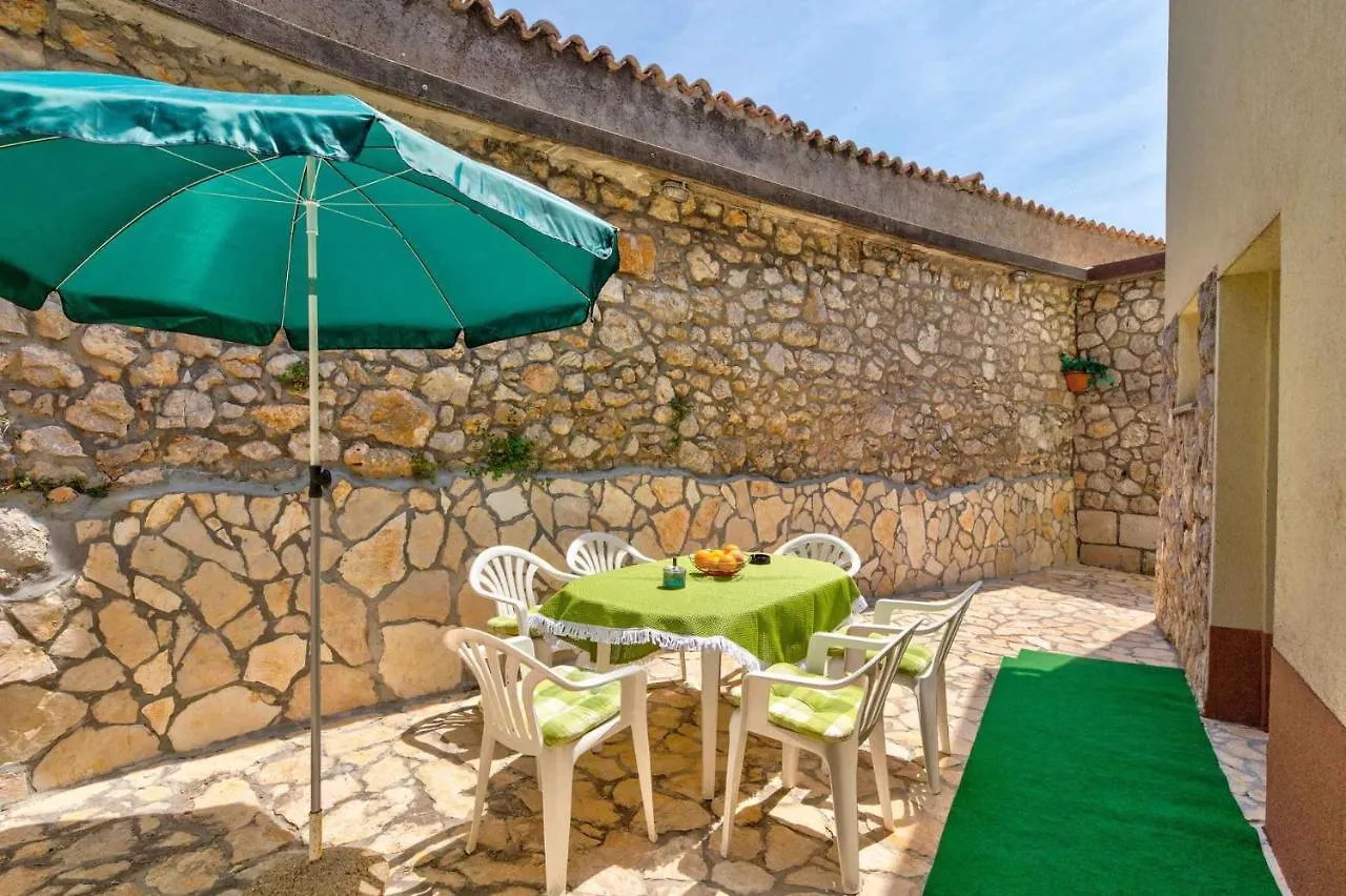 Apartment In Crikvenica 39149